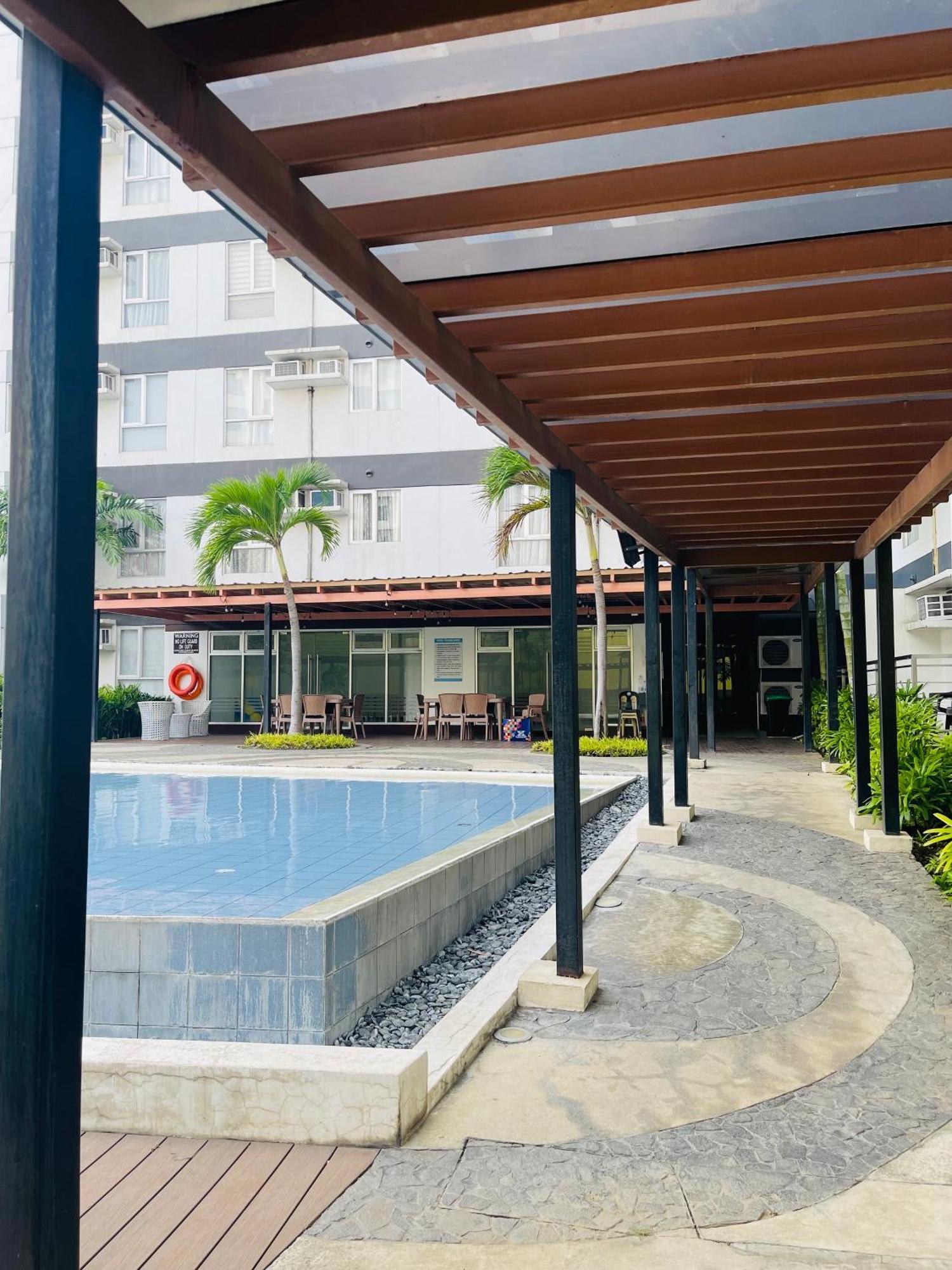 2-Bedroom Condo Unit With Balcony At Centrio Tower Beside Ayala Centrio Mall Downtown Cdo Cagayan de Oro Exterior photo
