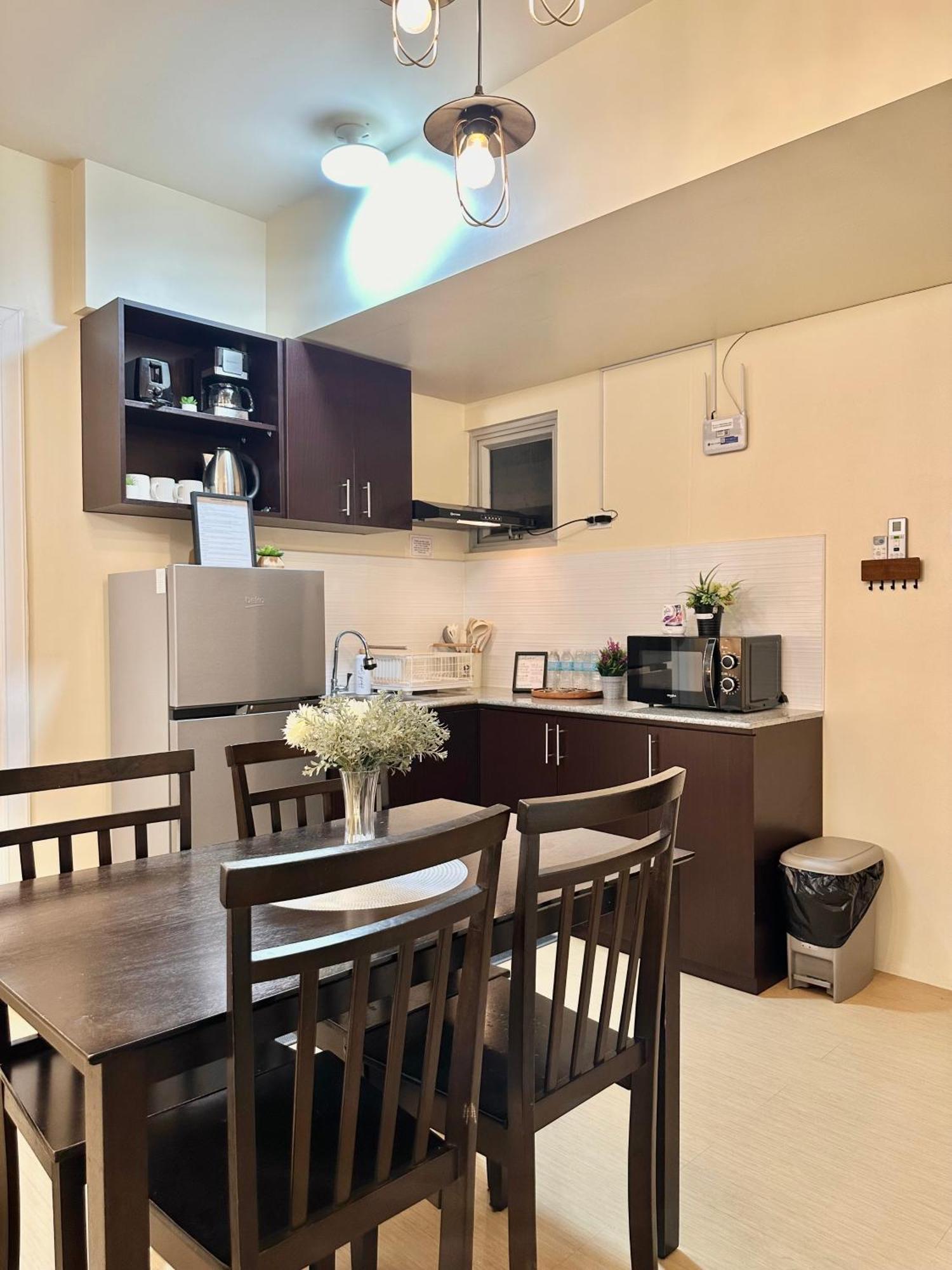 2-Bedroom Condo Unit With Balcony At Centrio Tower Beside Ayala Centrio Mall Downtown Cdo Cagayan de Oro Exterior photo