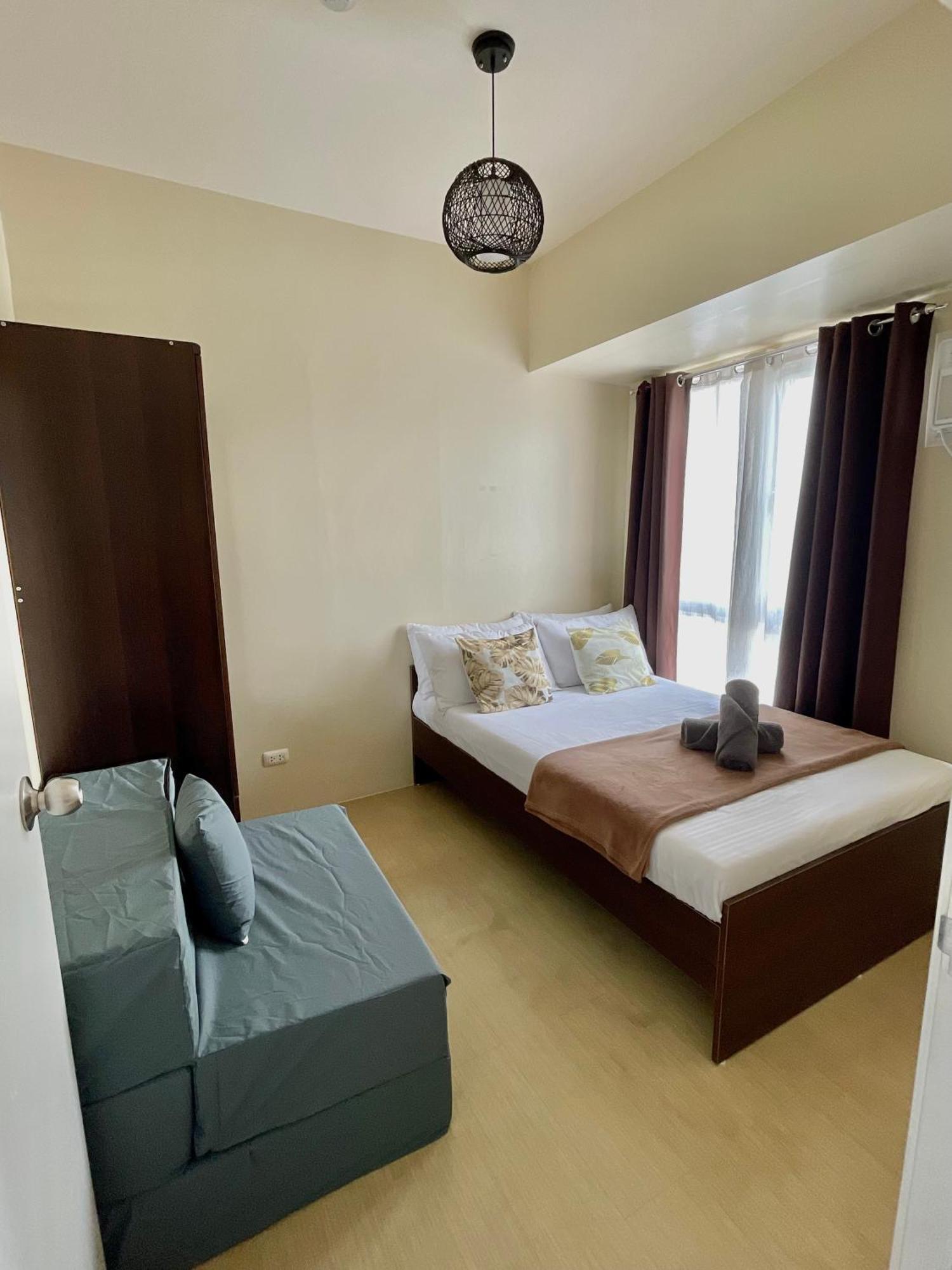 2-Bedroom Condo Unit With Balcony At Centrio Tower Beside Ayala Centrio Mall Downtown Cdo Cagayan de Oro Exterior photo